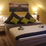 Moselina Gaestezimmer 4*