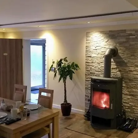 Panzió Moselina Gaestezimmer Sankt Aldegund