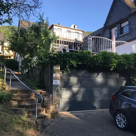Moselina Gaestezimmer Panzió Sankt Aldegund