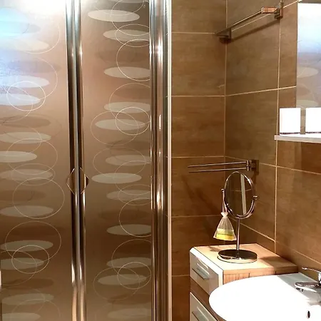 Moselina Gaestezimmer 3* 圣阿尔德贡德