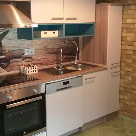 ベッド・アンド・ブレックファスト Moselina Gaestezimmer ザンクト・アルデグント