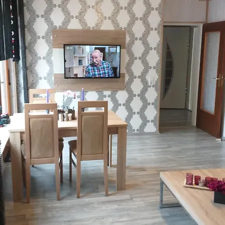 Moselina Gaestezimmer ザンクト・アルデグント