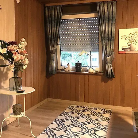 ベッド・アンド・ブレックファスト Moselina Gaestezimmer ザンクト・アルデグント