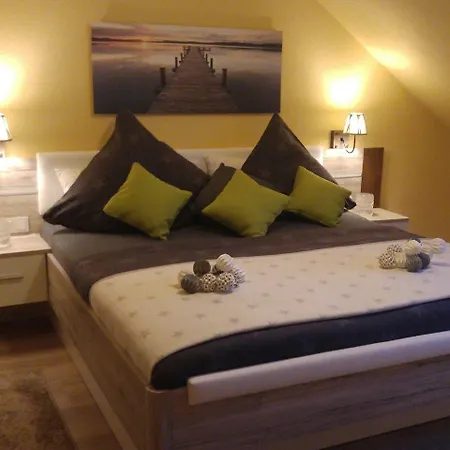 Moselina Gaestezimmer 4*