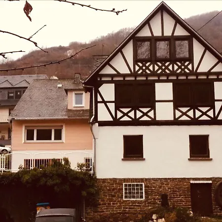 Oda ve Kahvaltı Moselina Gaestezimmer