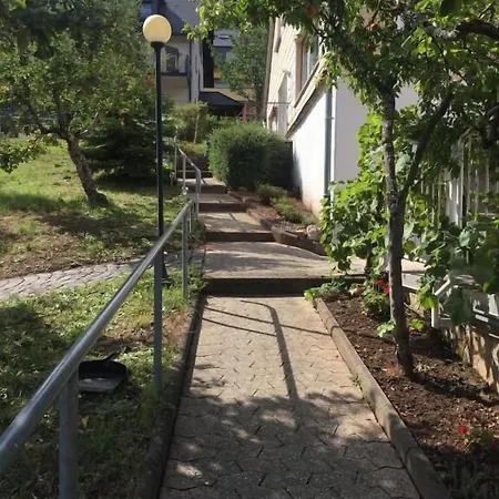 Moselina Gaestezimmer ザンクト・アルデグント