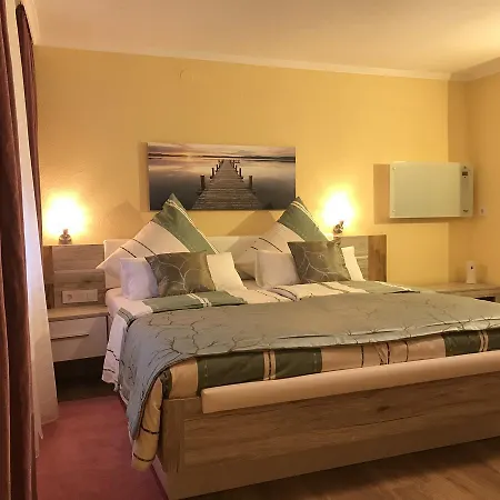 Moselina Gaestezimmer 3* Sankt Aldegund