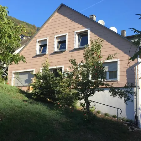 Moselina Gaestezimmer Sankt Aldegund
