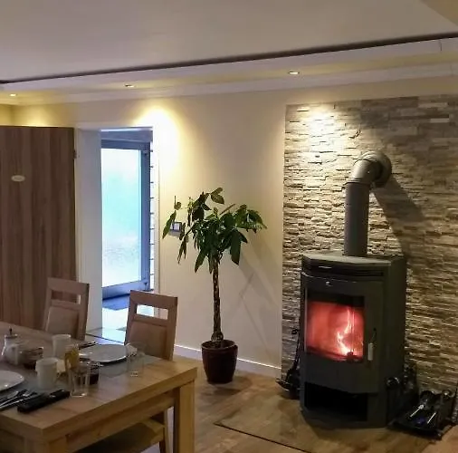 Oda ve Kahvaltı Moselina Gaestezimmer Sankt Aldegund