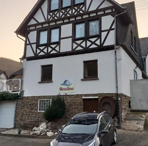 Moselina Gaestezimmer Sankt Aldegund