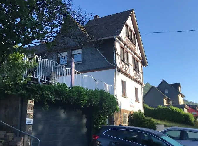 Moselina Gaestezimmer Couette-café Sankt Aldegund