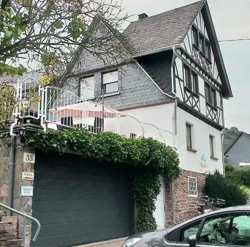 Moselina Gaestezimmer 4* Sankt Aldegund