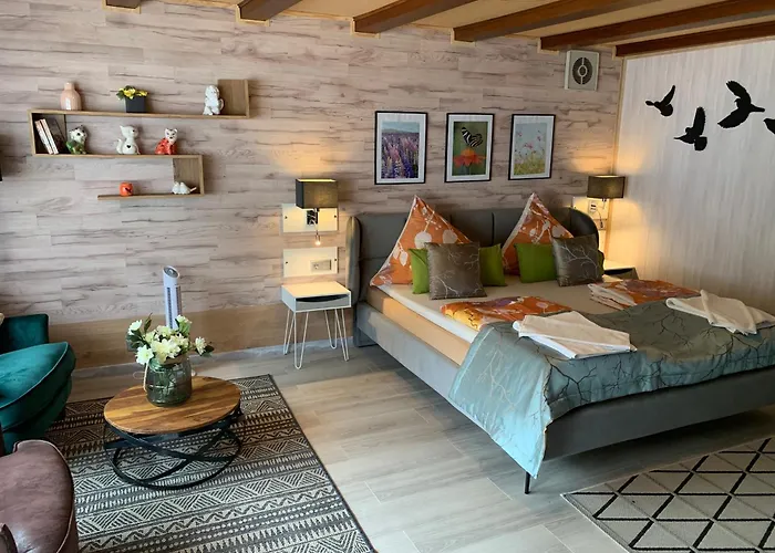 Oda ve Kahvaltı Moselina Gaestezimmer Sankt Aldegund