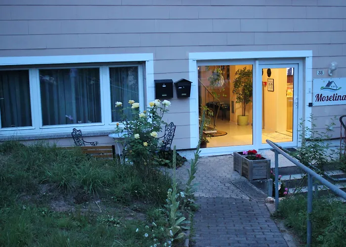 Moselina Gaestezimmer 4*