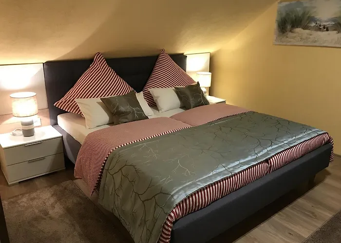 Moselina Gaestezimmer Oda ve Kahvaltı Sankt Aldegund