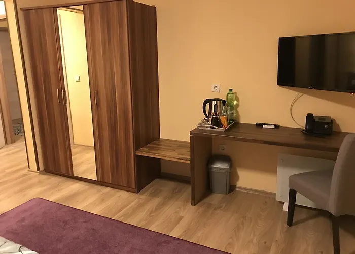 Moselina Gaestezimmer Oda ve Kahvaltı 4*